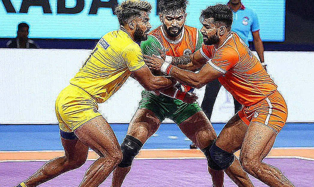 कबड्डी का सबसे बड़ा झूठ स्कोरबोर्ड पर नहीं, टेम्पलेट में लिखा जाता है